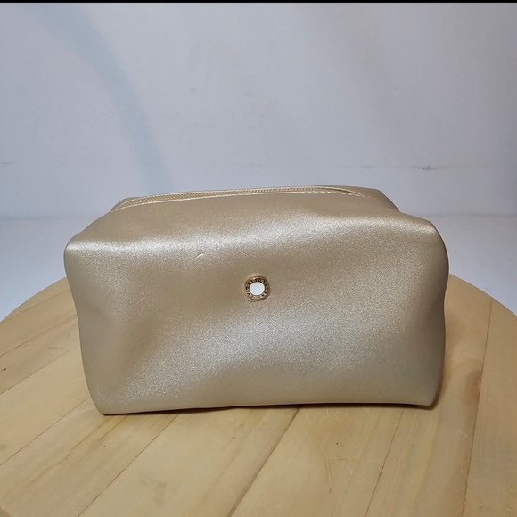 Emirates Bvlgari Makeup Travel Toiletry Makeup Bag Tan With Gold Tone Hardware - Picture 1 of 12